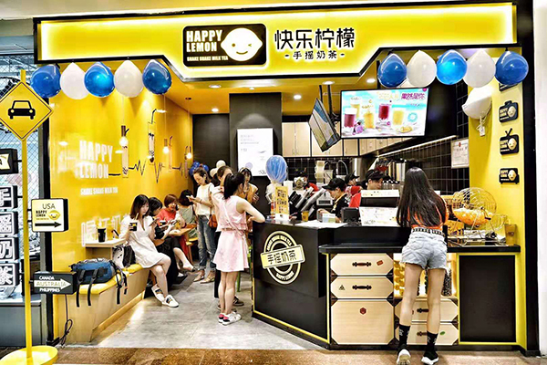 “秋后第一杯奶茶”，成都奶茶店裝修大比拼！